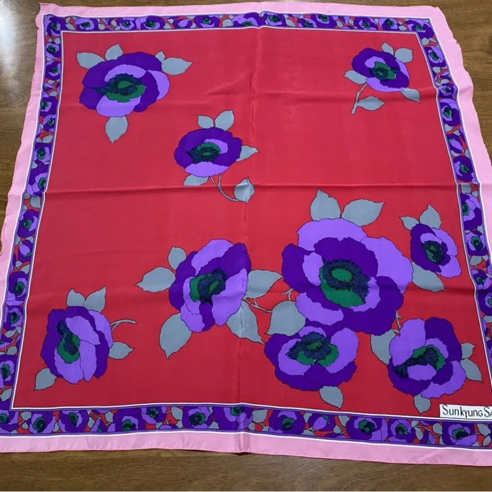 SUNKYUNG SA Floral Vintage Square Scarf Big Bold Purple Hippy Flowers Poppies